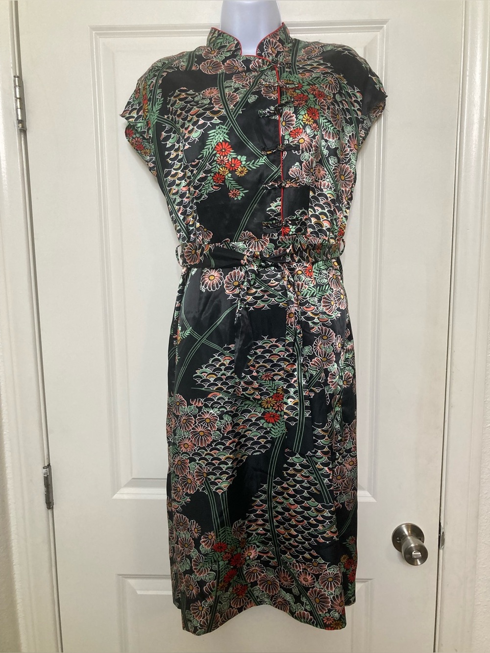 Vintage Forever 21 Chinese Qipao Slit Side Black Floral Dress Mandarin Collar L